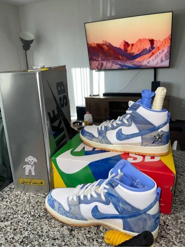 Carpet company x nike sb dunk high royal pulse