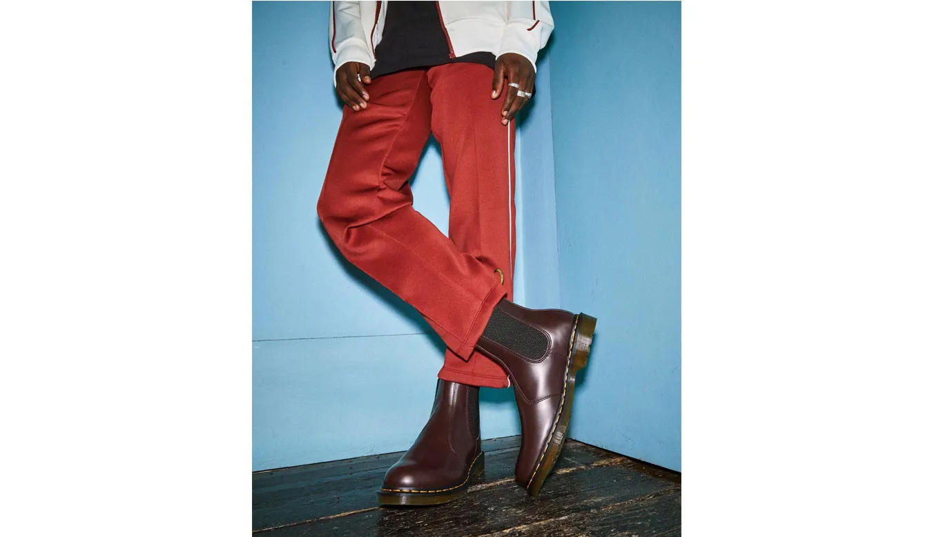 Dr. Martens 2976 Smooth Leather Chelsea Boot Burgundy