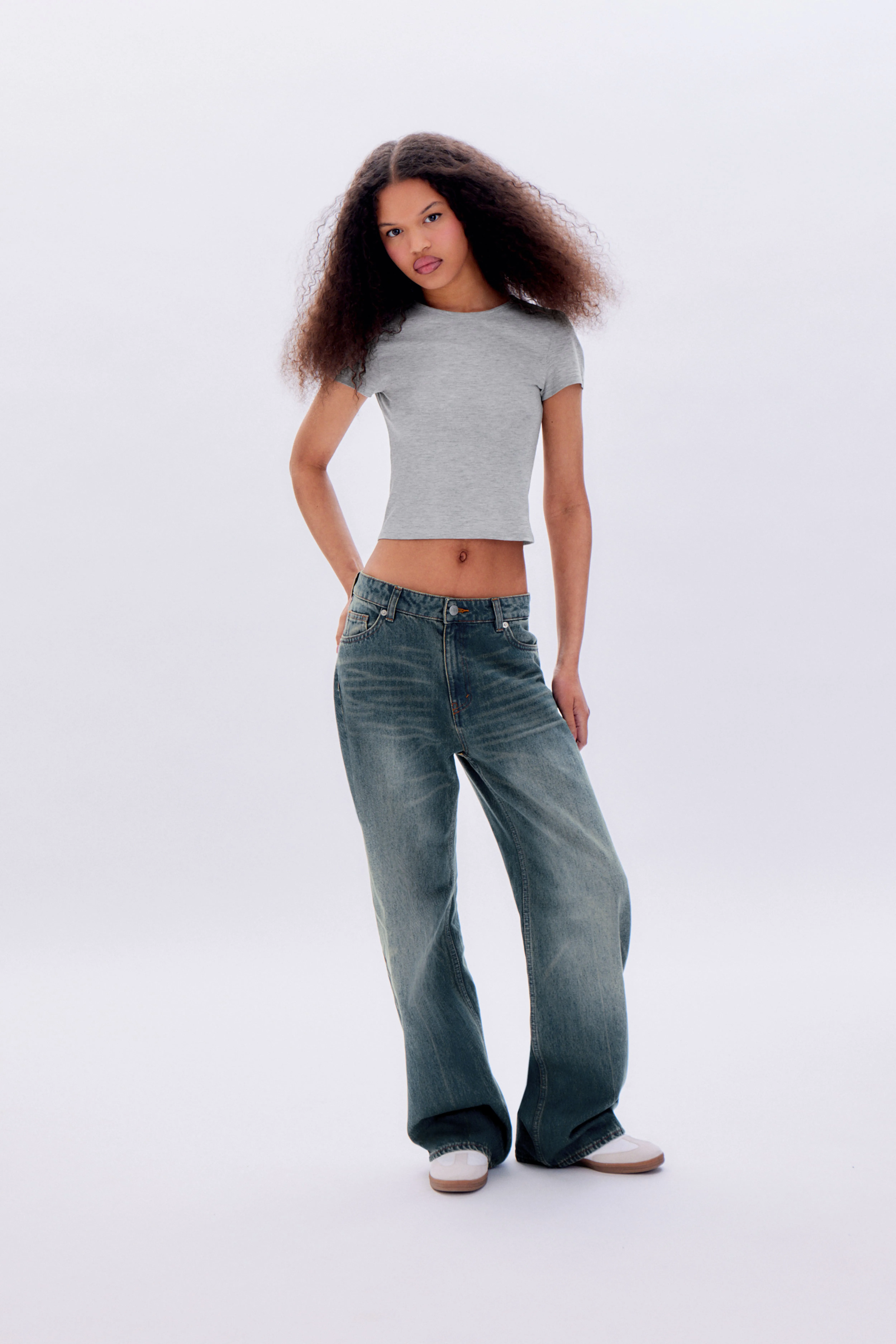 Naoki Low Loose Jeans - Low waist - Long - Nikki Blue - Ladies | H&M GB