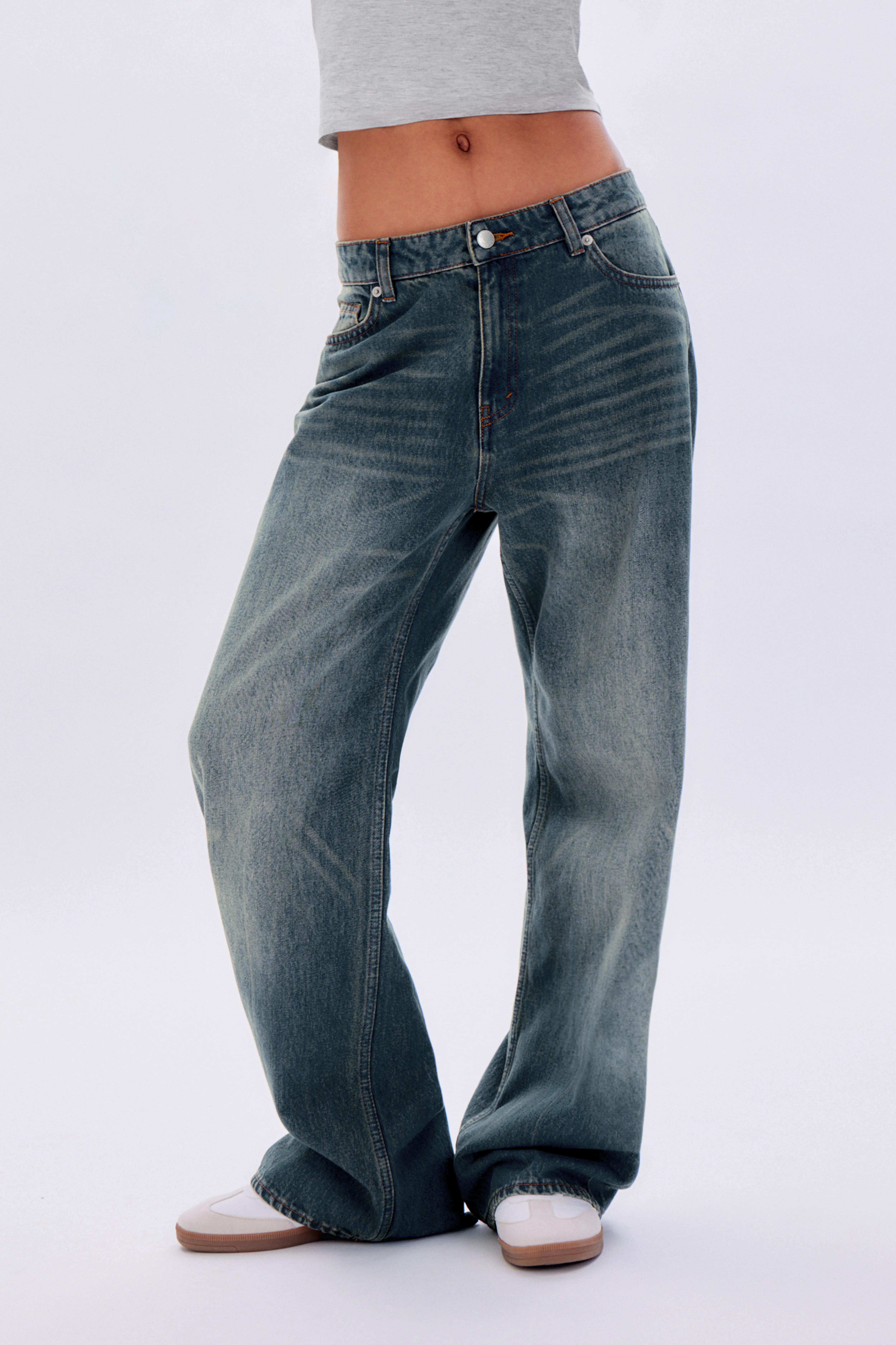 Naoki Low Loose Jeans - Low waist - Long - Nikki Blue - Ladies | H&M GB