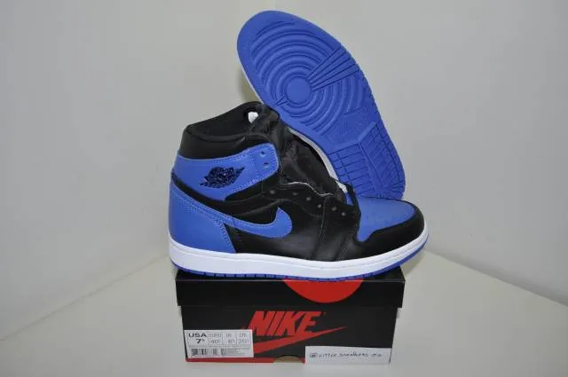 Nike air jordan 1 retro blue royal  size 7.5 us 6.5 uk 40.5