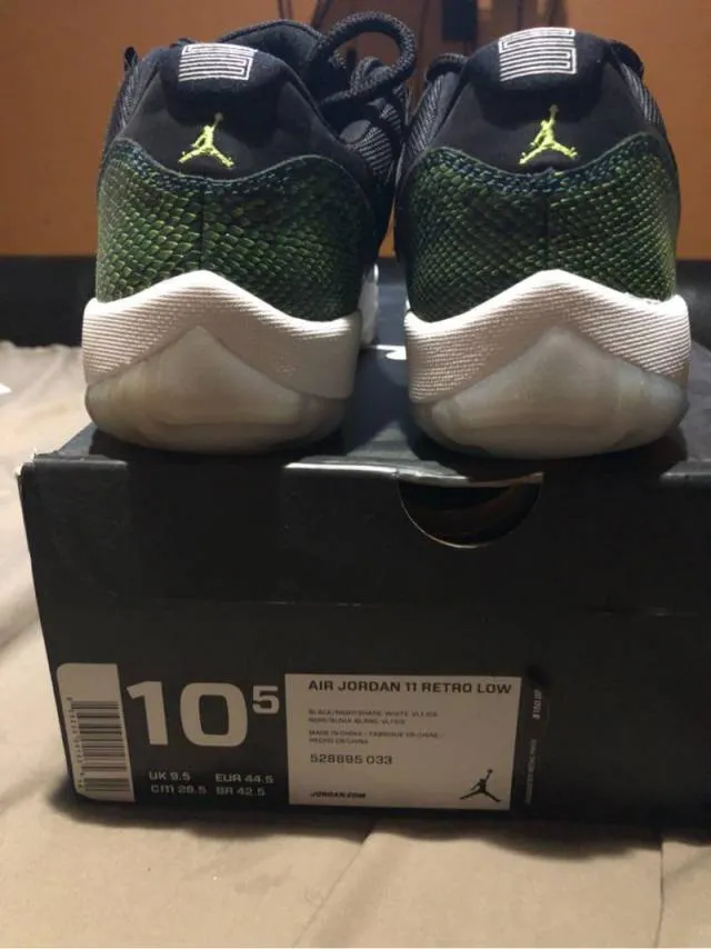 Nike air jordan 11 xi low retro nightshade  snakeskin