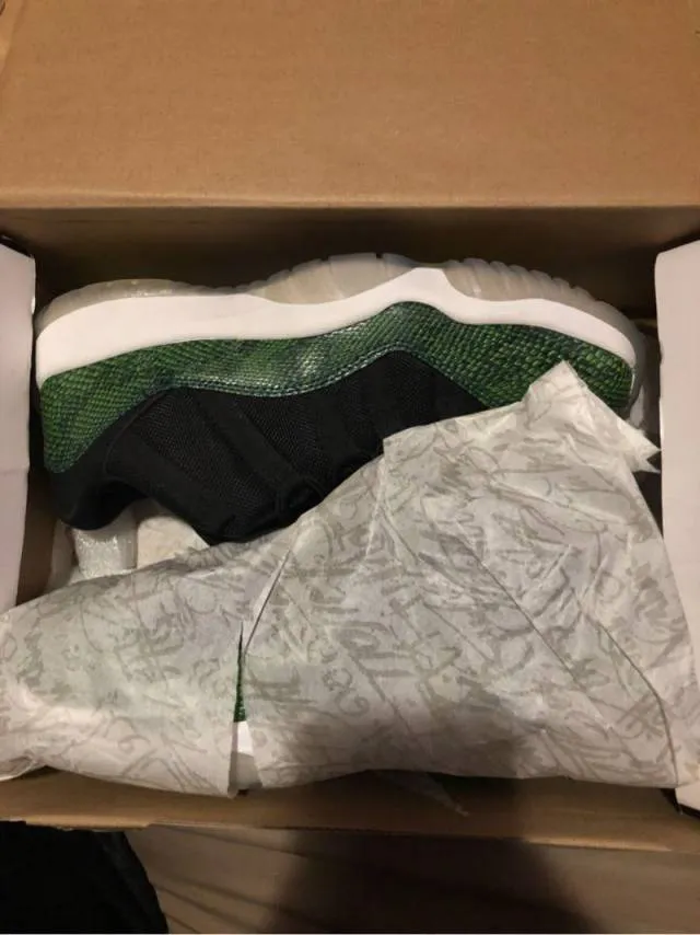 Nike air jordan 11 xi low retro nightshade  snakeskin