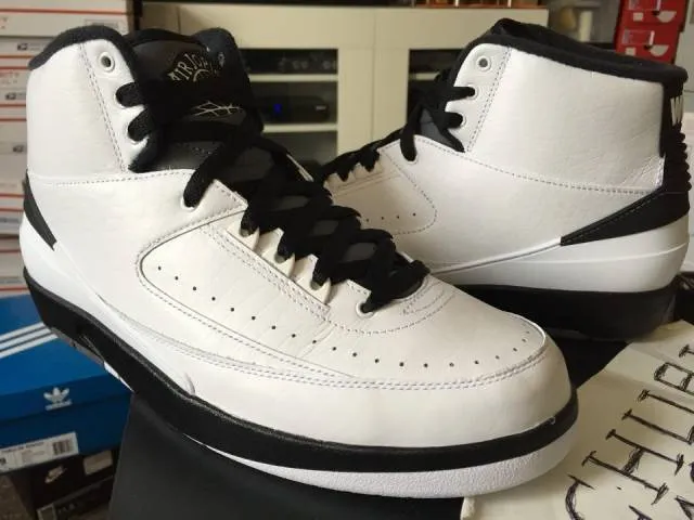 Nike air jordan retro ii 2 wing it white black 834274-103