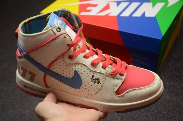 Nike dunk sb high pro ishod wair x magnus walker