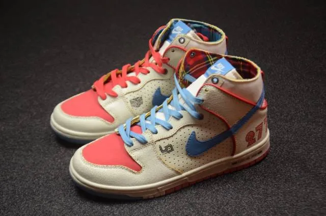 Nike dunk sb high pro ishod wair x magnus walker