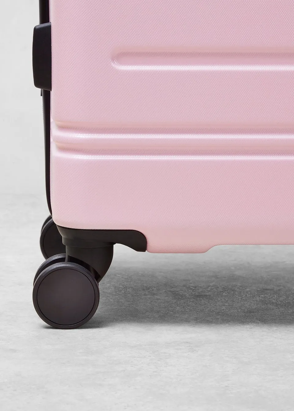 Rock Pink Lisbon Suitcase