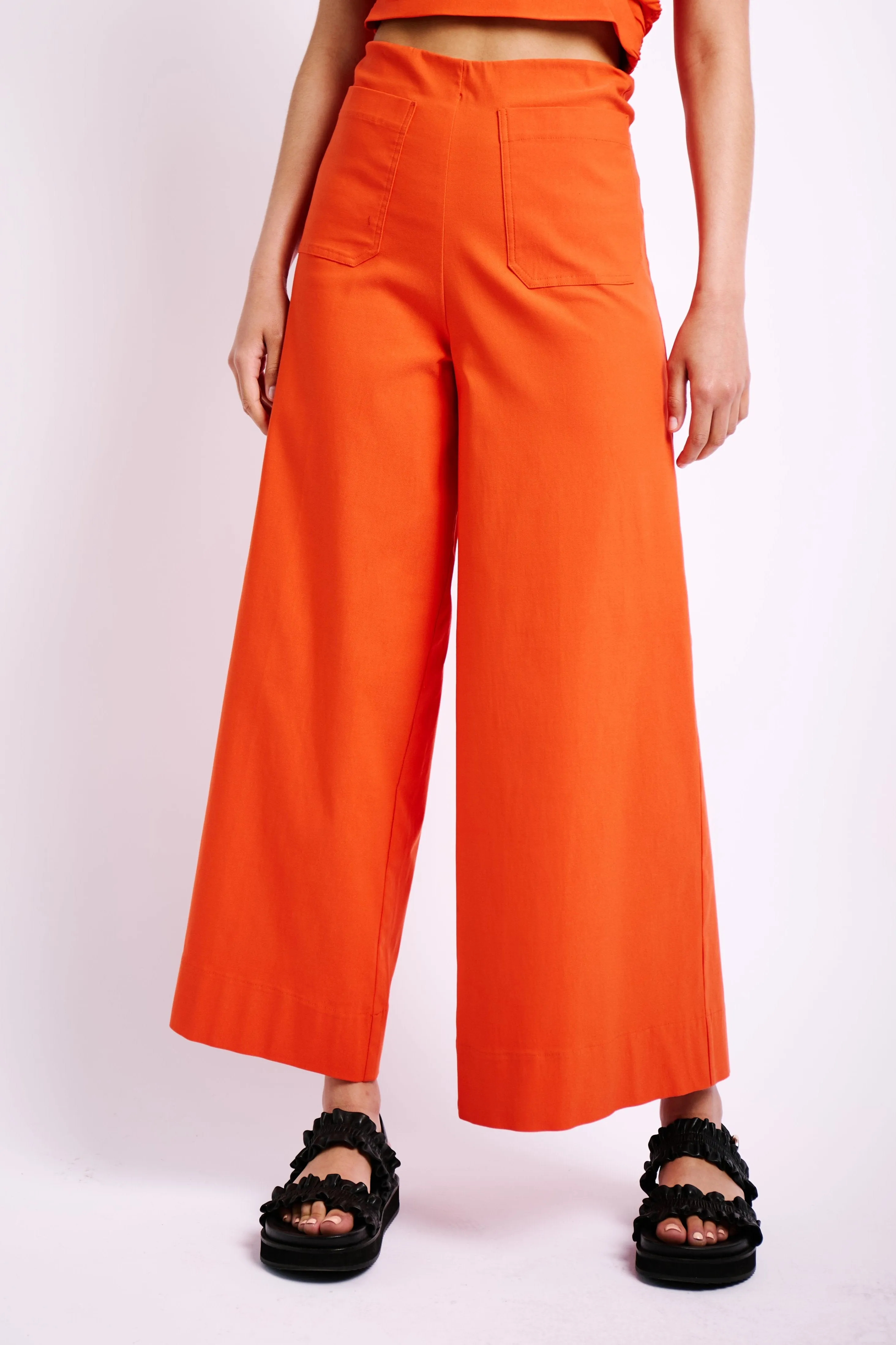 Stretch Wide Leg Cropped Pants in Coral