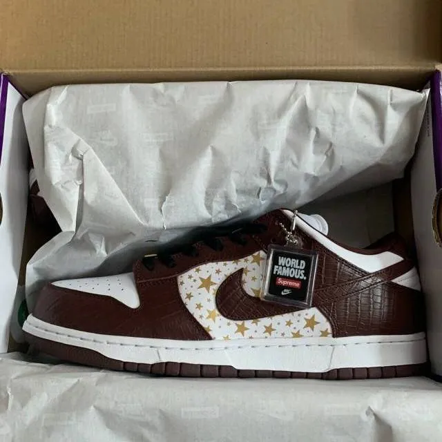 Supreme x nike sb dunk low barkroot brown