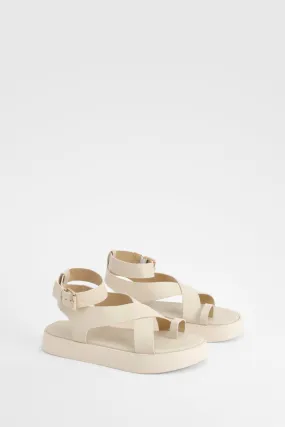 Toe Loop Chunky Sandals