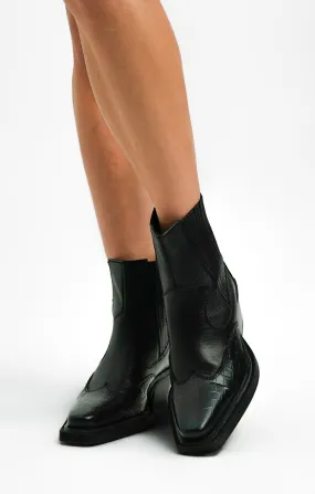 Topshop Wide Fit Miffy Leather Western Ankle Boot In Black