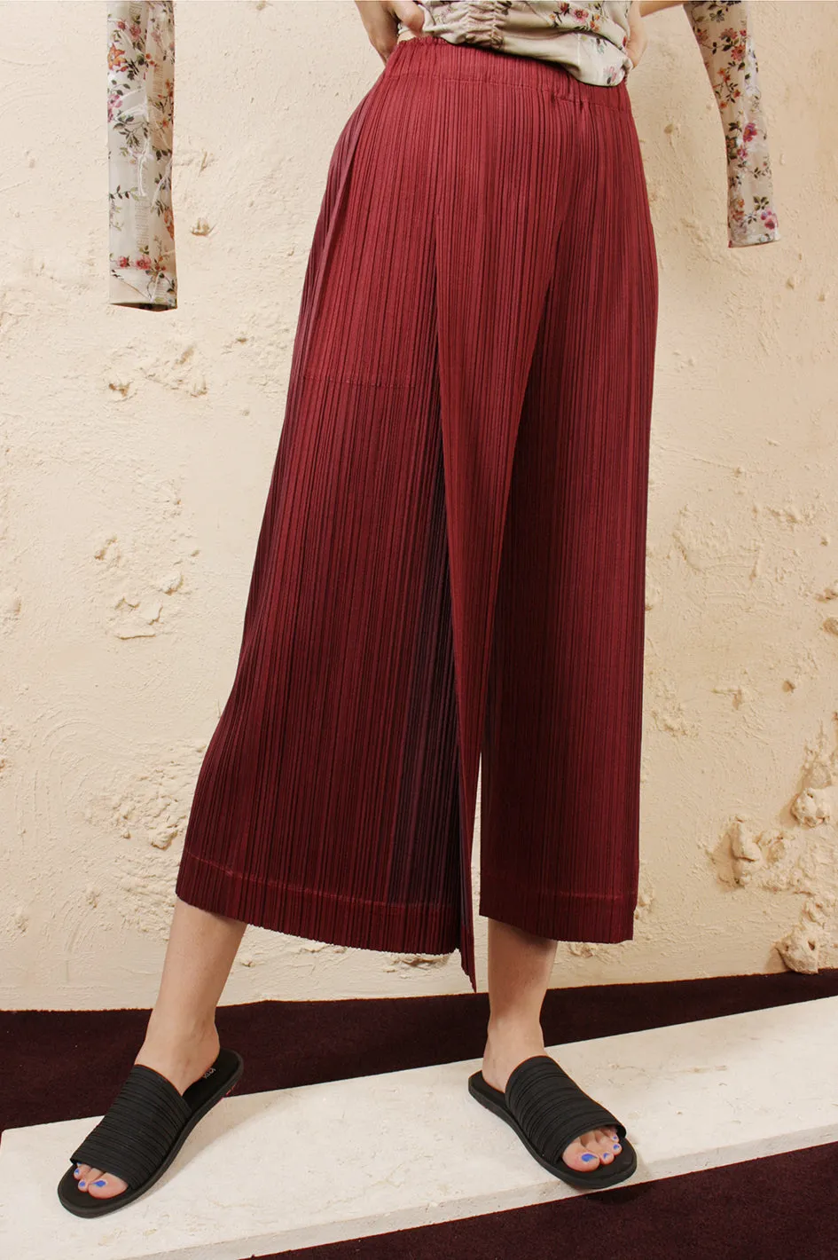 Wide Pleated Pants